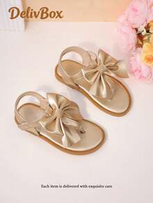 1 Pair Girls' Sandals, Metal Gold Decorations, Faux Leather Material, Suitable For Foot Shape, Open Toe Low-Top, Hook And Loop Strap, Flat Design, Fashionable Sandals, Suitable For Summer Outdoor Play And Shopping - Gold - View 3