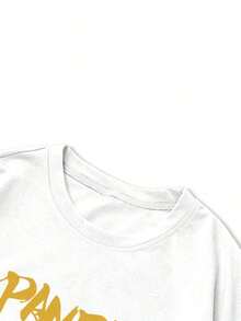 Manfinity Roughcore Men's Casual Short Sleeve Crew Neck T-Shirt With Creative And Versatile Playing Card Graphic Design - White - View 3