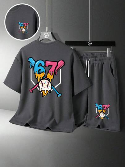 Bộ áo thun ngắn tay cổ tròn in hình hoạt hình dành cho bé trai tuổi teen và quần short.