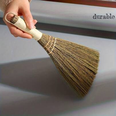 1pc This Small Handmade Grass Brush Is Woven With Natural Plant Fibers, With Both Practical And Decorative Value. It Can Be Used To Clean Desktops And Crevices, And Also Serves As A Retro-Style Miniature Ornament Or Handicraft Accessory.