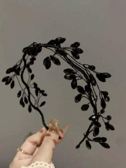 Diadema hecha a mano con rama de cristal negro, accesorio para el cabello elegante y etéreo de estilo gótico y mori de alta gama