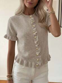 Cárdigan de punto de cuello redondo y manga corta con estilo vintage para mujer, decorado con volantes y botones metálicos, un elegante y suave suéter de verano. Blusa elegante para damas - Camel - Ver 5