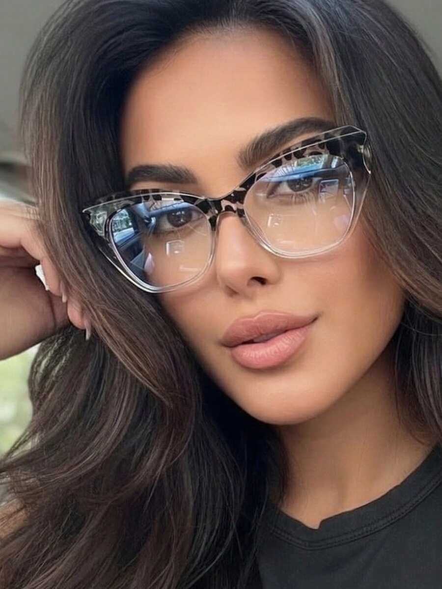 1 Pair Women's Gradient Leopard Print Exaggerated Fashion Flat Glasses - Top: Tofu Curd, Bottom: Clear - View 1