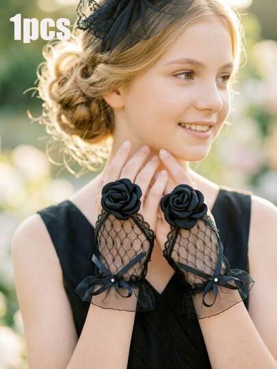 1 Pair 14-16Y Teenage Girls Short Fingerless Black Flower + Bow Lace Gloves, Wedding Photography Props, Wedding Ceremony Decorations, Suitable For Communion, Communion Gifts, Holy Communion, Communion Keepsake, Suitable For Females And Girls, Applicable For Wedding, Celebration, Flower Girl, Dance Performance, And Birthday Party Princess Photo Props - Suitable For Brides, Evening Gowns, Prom