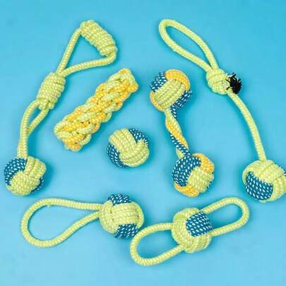 Bộ 3 món đồ chơi dây thừng cho chó – Được thiết kế dành cho những chú chó thích gặm nhai. Đồ chơi kéo co tương tác cường độ cao được làm từ nhiều chất liệu khác nhau, phù hợp cho chó con mọi kích cỡ trong giai đoạn mọc răng. Đồ chơi bền, giúp làm sạch răng, lý tưởng cho cả huấn luyện trong nhà và ngoài trời.