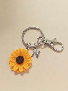 1pc Sunflower Initial Keychain, Personalized Sunflower Charm Keyring, Sunflower Gift, Gardening Gift, Nature, Sunflower Pendant Accessory, Daisy Flower Gift - Yellow - View 9