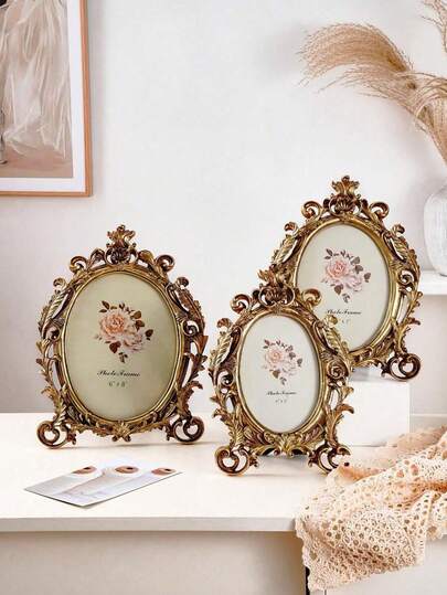 1 khung ảnh cổ điển kiểu retro, khung ảnh chạm khắc giả gỗ cổ điển trang trí bàn làm việc, treo tường, đám cưới, nhà cửa, khung ảnh mini chạm khắc hoa vàng bằng nhựa, thích hợp cho nhà, phòng ngủ, phòng khách, văn phòng (kèm giấy ảnh ngẫu nhiên)