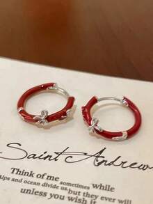 一对酒红色不对称蝴蝶结几何铜圈耳环，独特设计，适合女性日常、通勤和派对佩戴。 - 酒紅色 - 查看 6