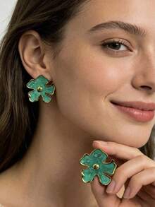 4pcs 2 Pairs Vintage French Elegant Multifunctional High-End 304 Stainless Steel Floral/Geometric Pattern Glazed Earrings. Hypoallergenic Stud Earrings. Stainless Steel Earrings Suitable For Women, Perfect As Birthday Or Valentine's Day Gift. Neutral Style. Essential For Daily Wear And Special Occasions. - Multicolor - View 4