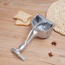 1 máy ép trái cây cầm tay - Thiết kế tay cầm tiện dụng, dễ sử dụng, ép nước trái cây họ cam quýt và các loại trái cây khác hiệu quả. - Nhiều màu - Xem 10