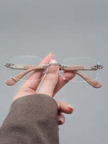 一副男士方形透明眼镜，适合日常佩戴，四季皆宜，可配近视镜片 - 無色 - 查看 1