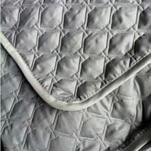 1 buah Sprei Kasur Berukuran Besar, Ringan, Lembut, dan Berlapis, Selimut Tipis untuk Kasur Ganda, Perlengkapan Tidur Sepanjang Musim untuk Musim Semi dan Musim Panas - Light Grey - View 6