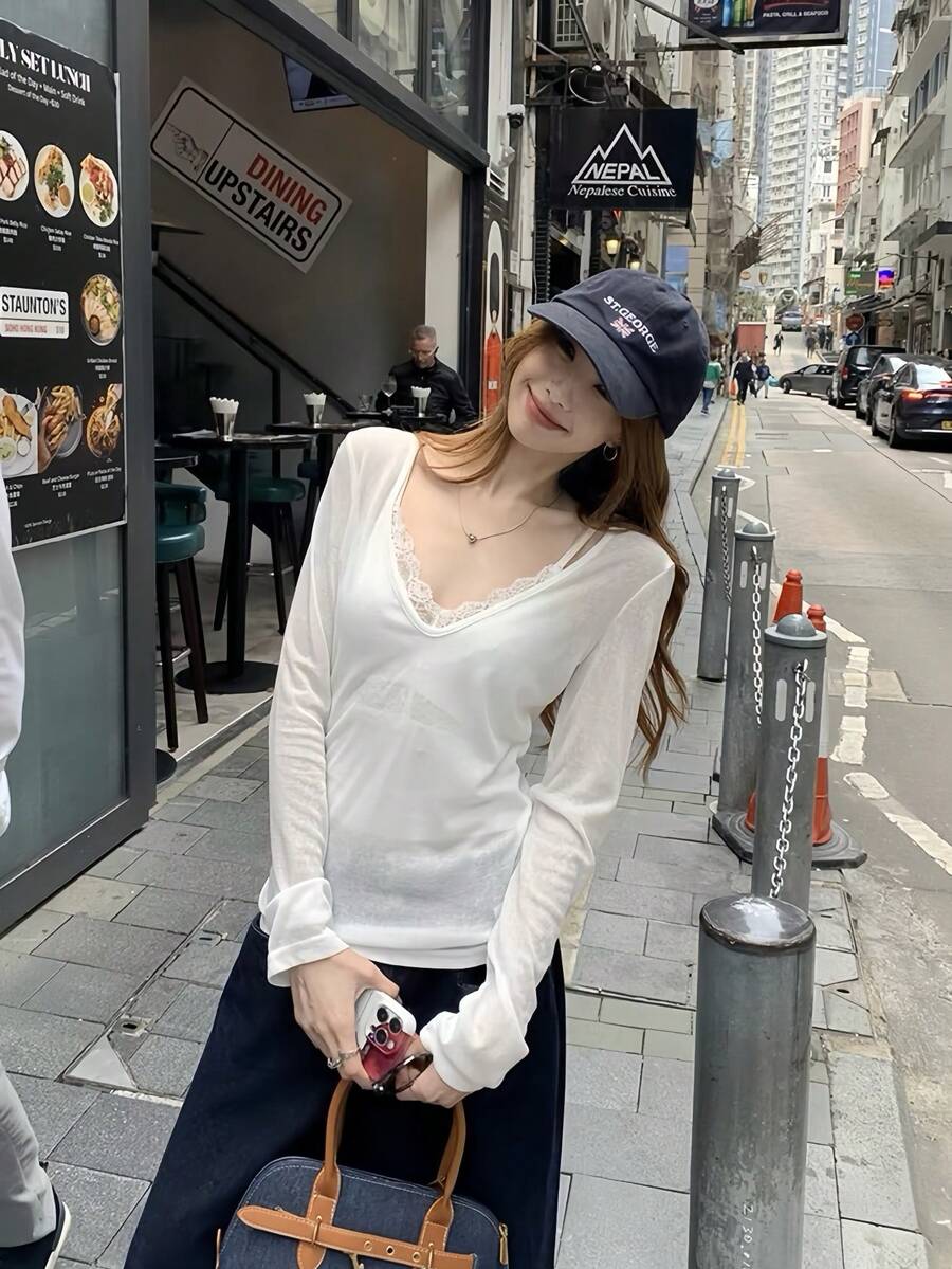 女士V领长袖T恤,多功能防晒,适合春夏穿着,白色 - 白色 - 查看 1