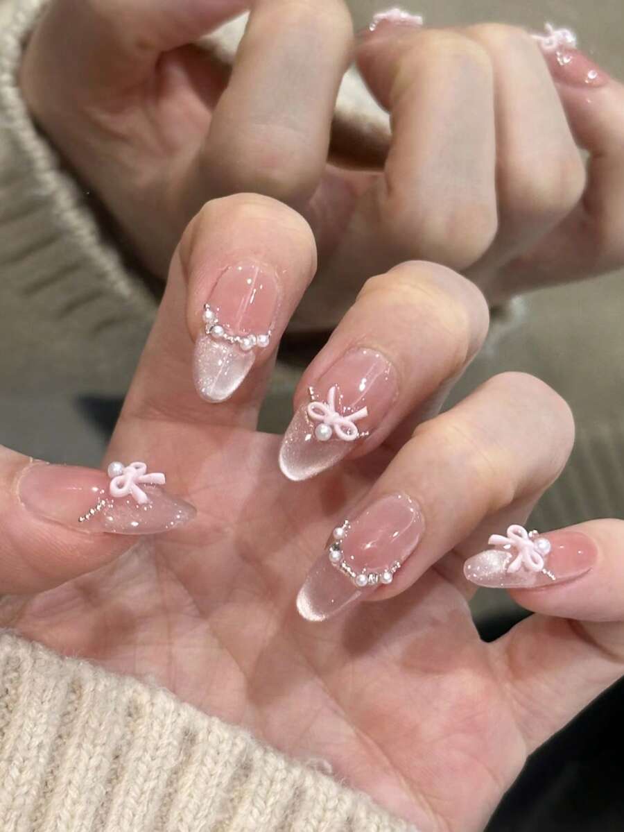 Mandel-förmige Katzenauge Blush, französisches süßes Rosa, Perlenschleife, funkelnder Diamant, europäischer und amerikanischer INS Stil, abnehmbarer Nagelkunst geeignet für Damen Alltag, Arbeit, Date, 1 Nagelfeile + 1 Gel Nagellack - Verschiedenfarbig - Übersicht 1