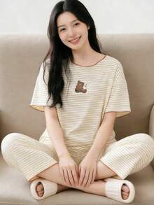 AICJ 两件套女士休闲纯色插肩袖家居服，母亲节礼物，圆领卡通熊印花睡衣上衣和格子短裤，春夏款 - 棕色 - 查看 6