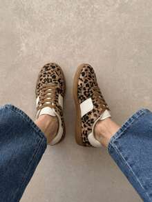 Women's Casual Daily Commute Fashion Contrast Color Sports Sneakers - Leopard - View 1