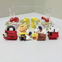SNOOPY 1个太空史努比狗钥匙扣卡通可爱汽车钥匙扣女孩心形情侣包包挂件，新年礼物，情人节礼物，复活节礼物[随机款式] - 彩色 - 查看 1