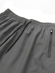 Celana Pendek Olahraga Luar Ruangan untuk Anak Laki-Laki Remaja, Menyerap Keringat, Bernapas, Pinggang Elastis, Kantong Resleting, Cocok untuk Pemakaian Sehari-hari - Dark Grey - View 3