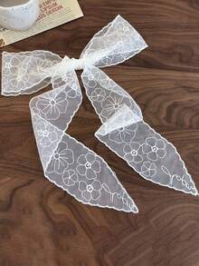 1. 柔软优雅的蕾丝围巾，时尚的植物图案围巾，刺绣薄围巾，适合办公室女士用作腕带、发带、头巾、领巾等。 - 白色 - 查看 11