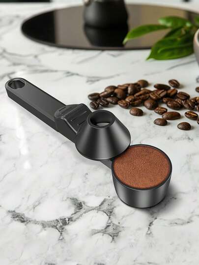 1个双功能咖啡勺，带内置刮平器和漏斗 - 防溢设计，可用于填充可重复使用的胶囊、蛋白粉、婴儿配方奶粉等。