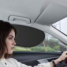 Bộ 2 tấm che nắng cửa sổ xe hơi mùa hè, chắn nắng mạnh, chống tĩnh điện, không cản trở tầm nhìn, giúp xe mát hơn. - 2 tấm che nắng cửa sổ cong bên hông - Xem 9