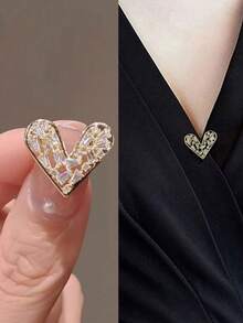 1PC Fashion Rhinestone Mini Heart Brooch Clothing Accessories Alloy Anti-Exposure Collar Pin Small Brooch - Love - View 2
