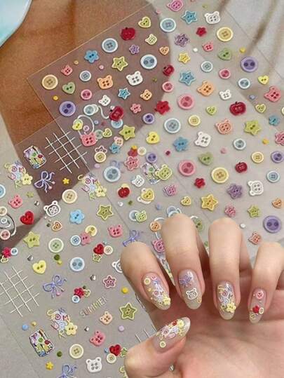 1 Blatt japanische süße Mädchen bunte Knopf Nail Art Aufkleber, niedlicher Cartoon Bär & Fliege, frische Frühling/Sommer dekorative Nagel Aufkleber, geeignet für Frauen, Mädchen, Familie und persönliches DIY, erfrischender Stil