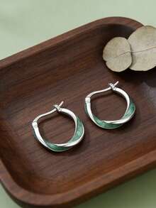 1 Đôi bông tai vòng Mobius bằng bạc Sterling S925 với nhựa màu xanh lá cây, thiết kế sáng tạo, phong cách tối giản thanh lịch, bông tai nữ độc đáo, phù hợp để đeo hàng ngày, phụ kiện thời trang, quà tặng ngày lễ. - Möbius - Xem 3