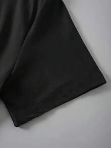 Top femenino manga corta cuello redondo en algodón puro, diseño estampado moderno, tela fresca y aireable, prenda versátil para look casual, ocasiones diarias y encuentros sociales todo el año - Negro - Ver 5