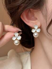 1 Đôi bông tai kiểu Pháp cổ điển đính đá hình hoa và ngọc trai, kiểu dáng thanh lịch, thích hợp cho đám cưới, dạ hội, ngày lễ, làm quà tặng và đeo hàng ngày. - Nhiều màu - Xem 3