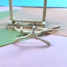1/12 Scale Mini Clothes Hanger, Cute Mini Accessory For DIY Dollhouse Wardrobe Decoration, Perfect Gift - Apricot - View 9