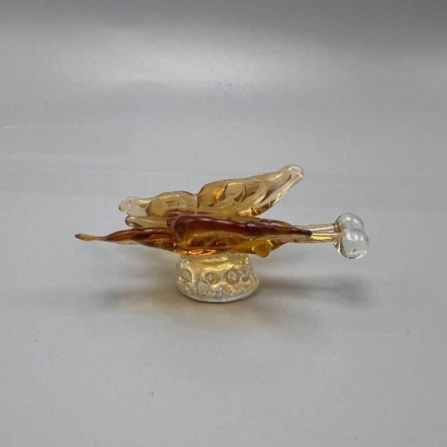 Handmade Yellow Butterfly Glass Figurine With Base, Suitable For Home Decor, Holiday Surprise Gift