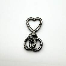 Bộ 1 móc khóa lò xo hình trái tim và vòng chữ O lò xo, móc khóa tiện dụng, kẹp cho chó, phụ kiện ba lô, mặt dây chuyền móc khóa, đầu nối dây đeo túi xách có thể mở, phụ kiện cắm trại leo núi ngoài trời, thích hợp để tự làm dây đeo kẹp cho chó, móc khóa kim loại trang sức, móc khóa túi hình kim loại, móc khóa dây đeo cho chó, quà tặng cho mẹ, cha, tốt nghiệp và giáo viên. - Nhiều màu - Xem 8