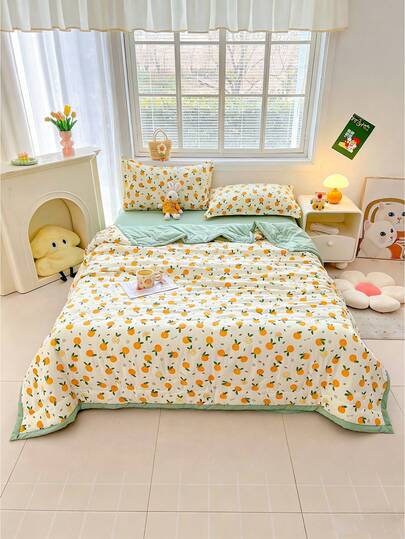1 pieza Edredón de verano estampado, edredón de aire acondicionado, edredón fino. Tela amigable con la piel, suave y cómoda para dormir desnudo. Transpirable, suave y sedoso, adecuado para la decoración del dormitorio del hogar, suministros de boda, regalos del Día de San Valentín, Pascua, Día de la Madre, todo el año.