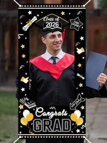 1 pieza Marco de foto de fondo para graduación 2026, marco de cabina fotográfica impreso con lema "Felicitaciones graduado" de 120x60cm, fondo de foto de poliéster negro y dorado, adecuado para suministros de fiesta de graduación de la clase de 2026, plano 2D - Multicolor - Ver 4