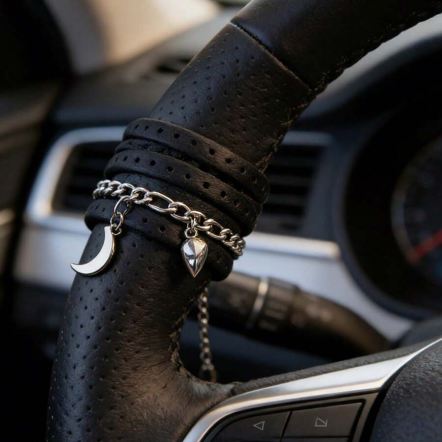 2件套日月汽车吊坠，心形配套项链，友谊项链，个性化定制汽车挂饰，送给男士、女士和情侣的爱情礼物 - 車載掛件 - 查看 1