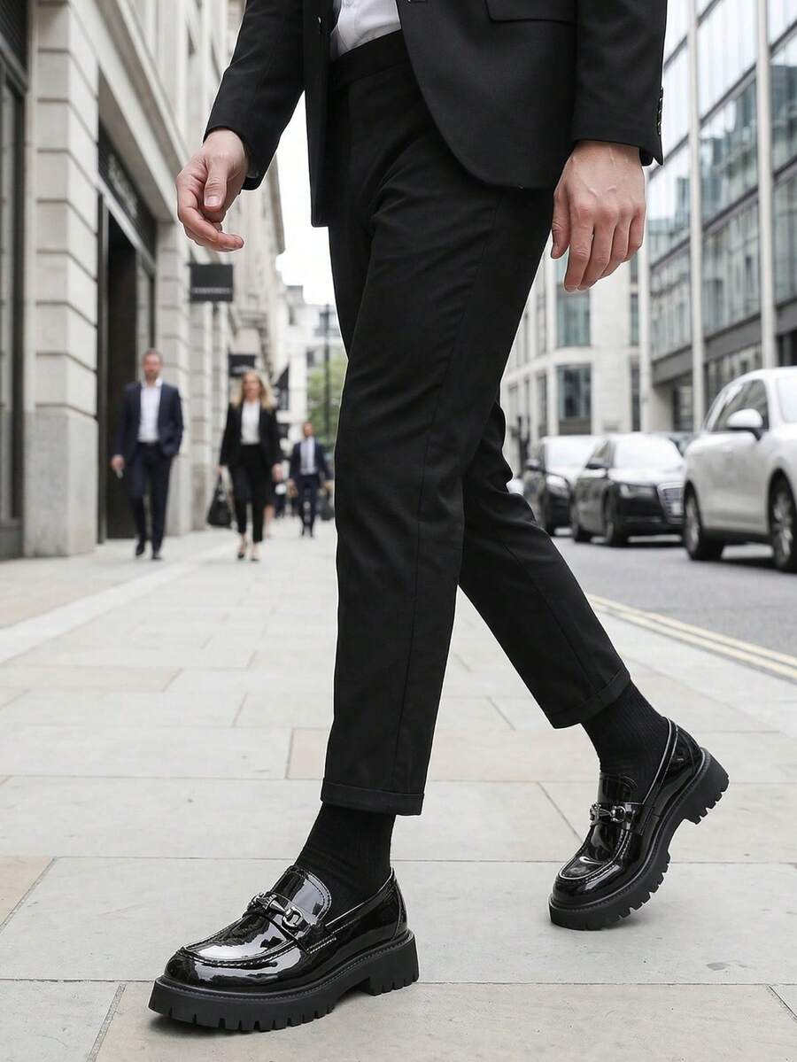 Couples Button Decor Derby Shoes, Men's Fashionable Platform Oxfords, Slip-On Loafers, British Style Dress Shoes, Business Casual Daily Walking Shoes, Men's Shoes, Glossy Uppers Anti-Slip Soles, Office Casual Men's Shoes Matching Suits, Size 38-46 Business Formal Men's Shoes - Black - View 1