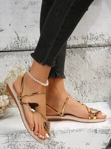 2026 Summer New PU Women's Flat Sandals, Comfortable Slip-On Toe Sandals With Rhinestones, Outdoor Lightweight Casual Simple Round Toe Strap Sandals, Fashion Versatile Solid Color Breathable Non-Slip Soft Bottom Heart Decor Sandals,Beach Outfits - 金色 - 查看 3