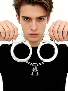 1pc Iron Handcuffs With Inner Diameter Less Than 5cm, Accessory, Makeup/Costume Prop - Silver - View 2