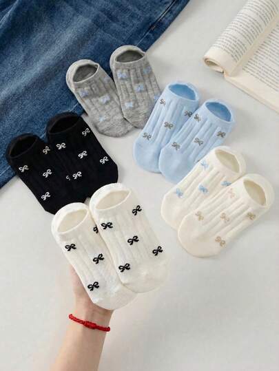 1/4/10 Đôi tất nữ cổ thấp, màu trơn, họa tiết nơ ngẫu nhiên, mềm mại, thoải mái, thoáng khí, đa năng và dễ thương, phù hợp cho sử dụng hàng ngày trong các dịp lễ hội.