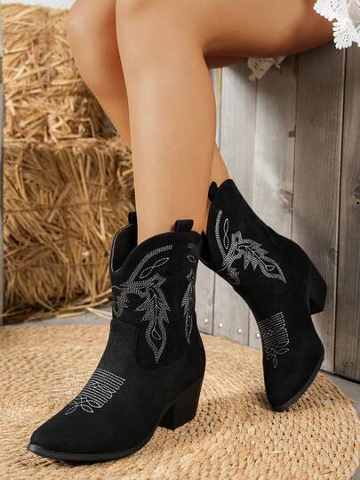 Giày bốt cổ thấp nữ thời trang thêu họa tiết, đế xuồng, kiểu dáng slip-on, màu trơn, đa năng.