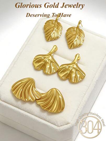 三对女士粗金耳环，时尚夏季配饰套装，包含橡树叶花朵吊坠耳环、叶形耳环和扇形耳环 - 18K镀金不锈钢耳环，不含镍，低过敏性，轻盈几何造型吊坠耳环 - 时尚珠宝礼品，夏季海滩度假配饰，送给妈妈、妻子的最佳礼物。适合日常休闲佩戴、派对和聚会。