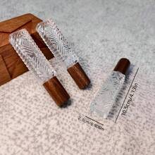 Portable Refillable Perfume Spray Bottle With Wooden Cap - Travel-Friendly Glass & Wood Design, Compact Travel-Sized Fragrance Dispenser For On-The-Go Use, Elegant Gift Box Included, Perfume Travel Refillable, Sleek Bottle Design, Wooden Cap Feature, Perfume Refill Bottle, Perfume Bottle Empty, Perfume Travel Bottle, Spray Bottle Empty, Atomizer Perfume - 玻璃瓶 - 查看 4