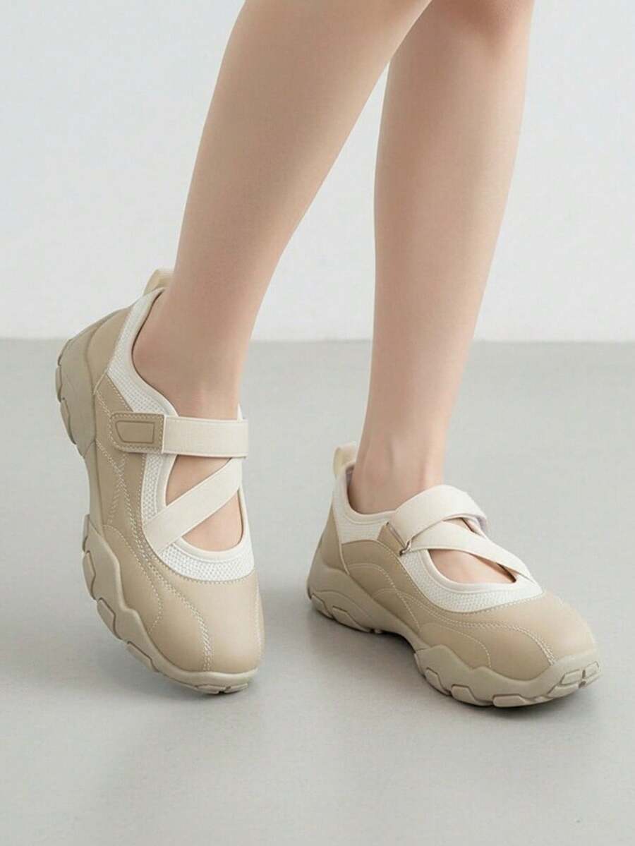 Giày thể thao Mary Jane nữ mùa hè mới 2026, thoáng khí, không bí bách, màu trắng, dễ phối với váy, giày y tá lưới. - Màu Khaki - Xem 1