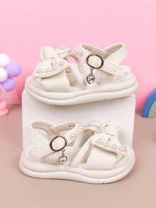 Khóa dán điều chỉnh được + Mặt dây chuyền hình trái tim, Thiết kế hình bàn chân không gây cọ xát, Đế chống trơn trượt, Thích hợp cho chạy bộ và chơi thể thao. - Màu be - Xem 1