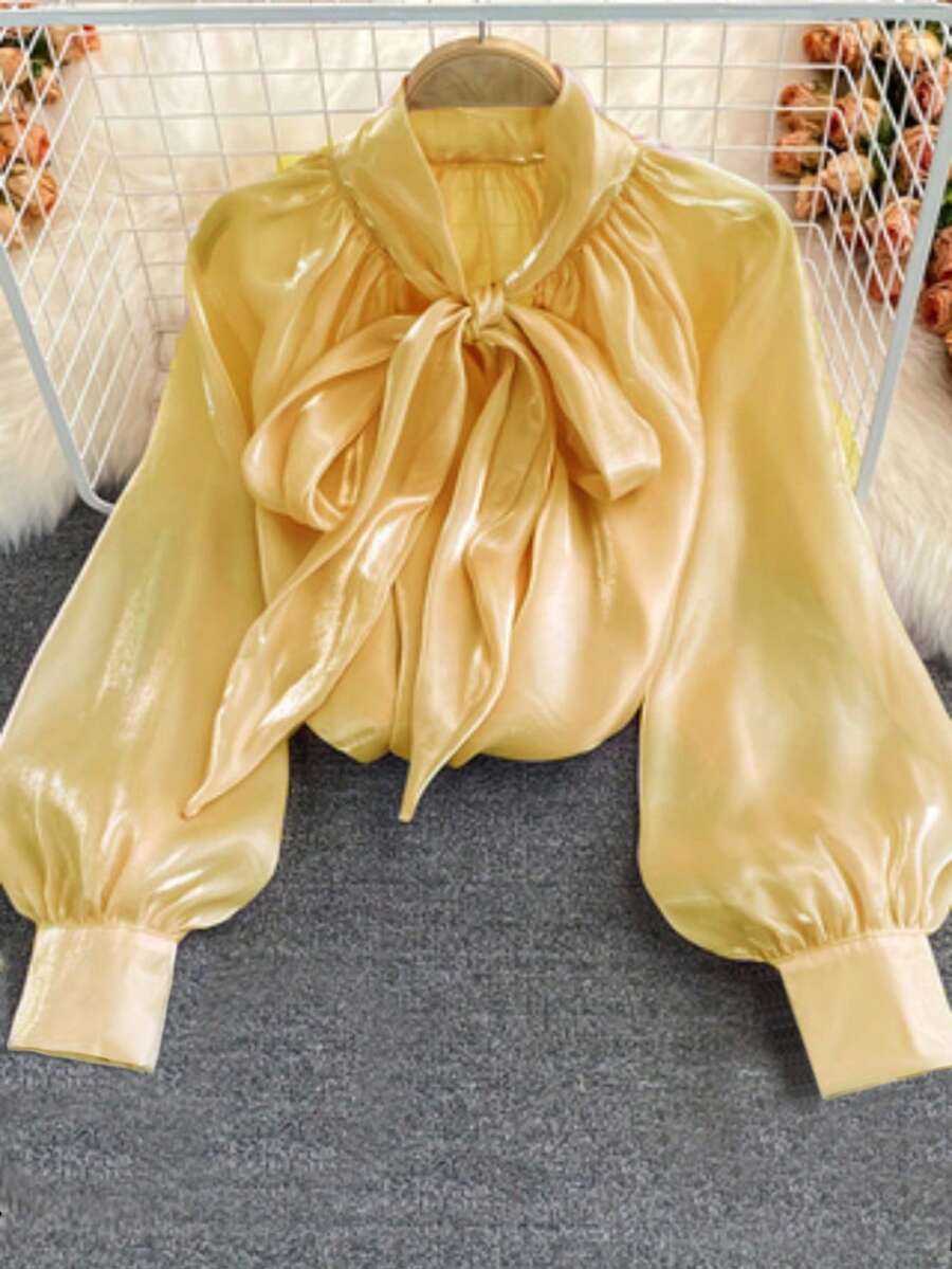 缎面蝴蝶结袖口长袖衬衫，小众奢华优雅女装，闪亮粉色上衣，春季款