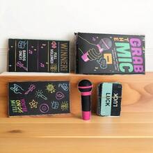 Trò chơi board game Grab TheMic với 250 lời bài hát và chức năng đổi giọng, trò chơi karaoke gia đình, dành cho 2-10 người chơi, trò chơi vui nhộn giúp phá vỡ sự ngại ngùng trong các bữa tiệc gia đình, thêm phần thú vị cho các bữa tiệc, quà Giáng sinh. - Nhiều màu - Xem 6