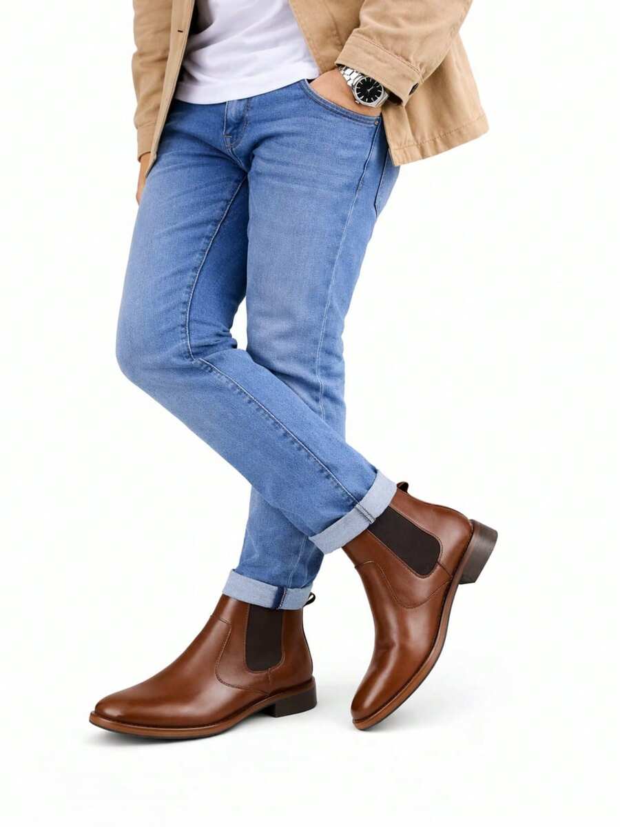 BOTIN CHELSEA HECHO DE PIEL POR DENTRO Y POR FUERA APROPIADO PARA TODO TIPO DE EVENTO EN CUALQUIER EPOCA DEL AÑO, ELEGANCIA,COMODIDAD Y MODA EN UN SOLO PRODUCTO, HECHO DE LA MEJOR CALIDAD, DISPONIBLE NE TALLAS DESDE #25-30 EN COLOR MARRON Y NEGRO SU ESTILO PERMITE QUE ESTE CALZADO SEA APROPIEDO PARA TODO TIPO DE EVENTO INCLUSO PARA TRABAJO NO BUSQUES MAS EL CALZADO DE TUS SUEÑOS LLEGO A TI - Marrón Chocolate - Ver 1