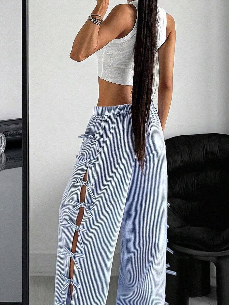Scacto Women's Blue And White Striped Wide-Leg Pants With Side Tie And Bow, Versatile Trousers For Women. - 藍色 - 查看 1