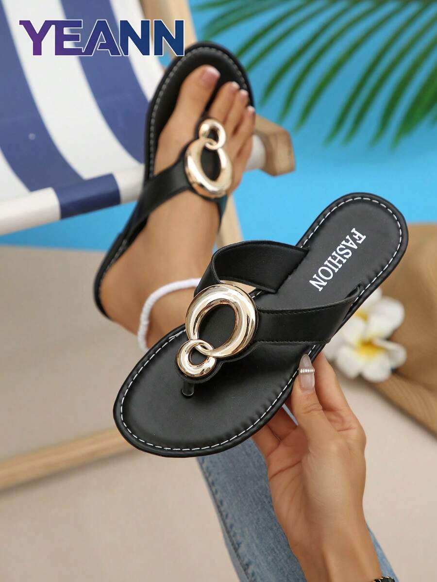 YEANN 2026 Nouvelles Arrivées Sandales Tongs à Décoration Métallique, Sandales Plates Ouvertes à la Mode pour l'Été et les Vacances à la Plage - Noir - Voir 1